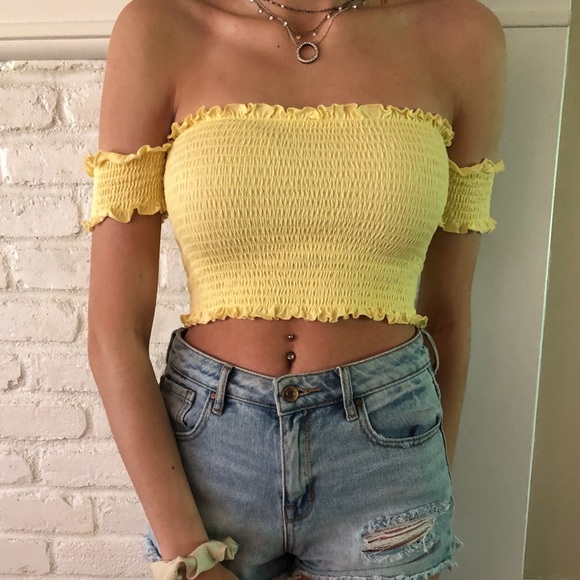 PacSun Tops - Yellow PacSun Crop top